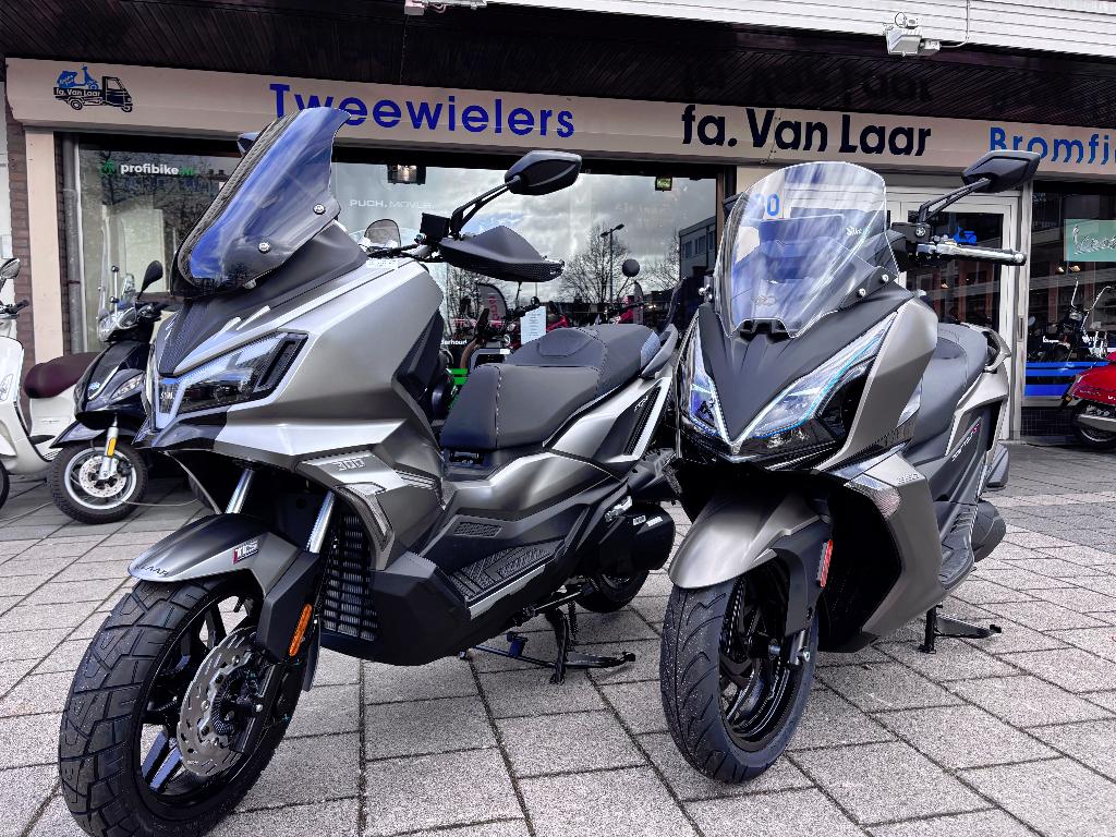 Nieuwe Kymco Downtown 350i & SYM ADX 300, Ophalen, Zo goed als nieuw