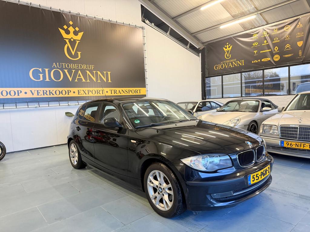 BMW 1-serie 118i Business Line inruil mogelijk, Auto's, BMW, 1-Serie, Euro 5, Achterwielaandrijving, Zwart