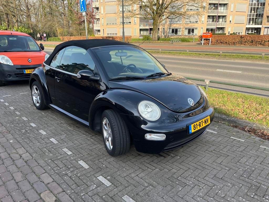 Volkswagen Beetle (Kever) 2.0 Cabriolet 85KW 2005 Zwart, Voorwielaandrijving, Beetle (Kever), 4 cilinders, 4 stoelen