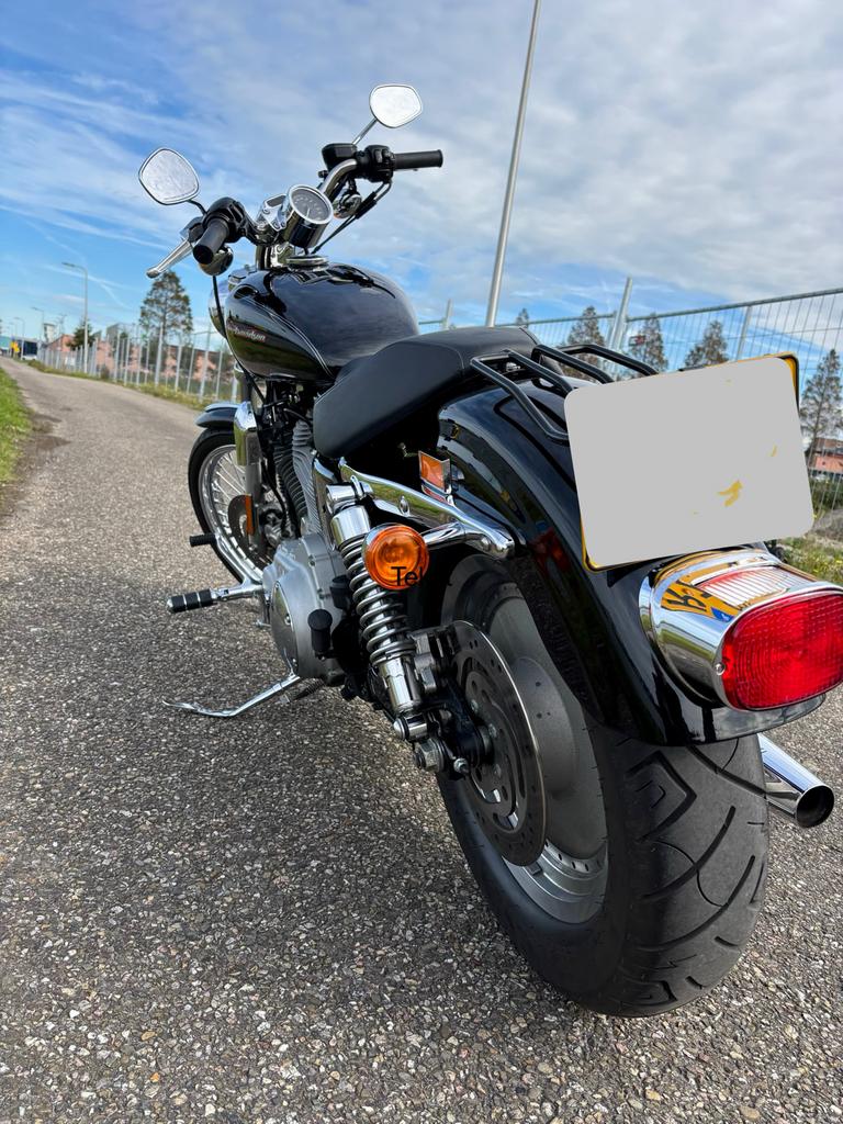 Harley Davidson Sportster 883 Custom met weinig km, Particulier, Chopper