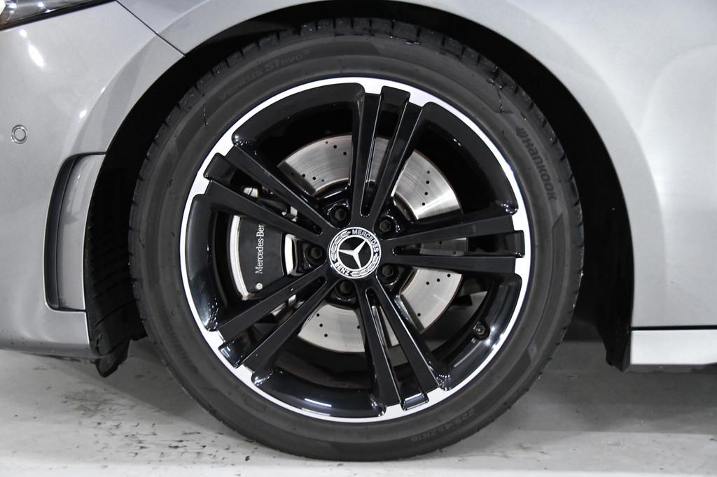 Mercedes-Benz A-klasse 220 Premium Plus Amg Night Pano*Sfeer, Gebruikt, Euro 6, Bedrijf, Parkeercamera