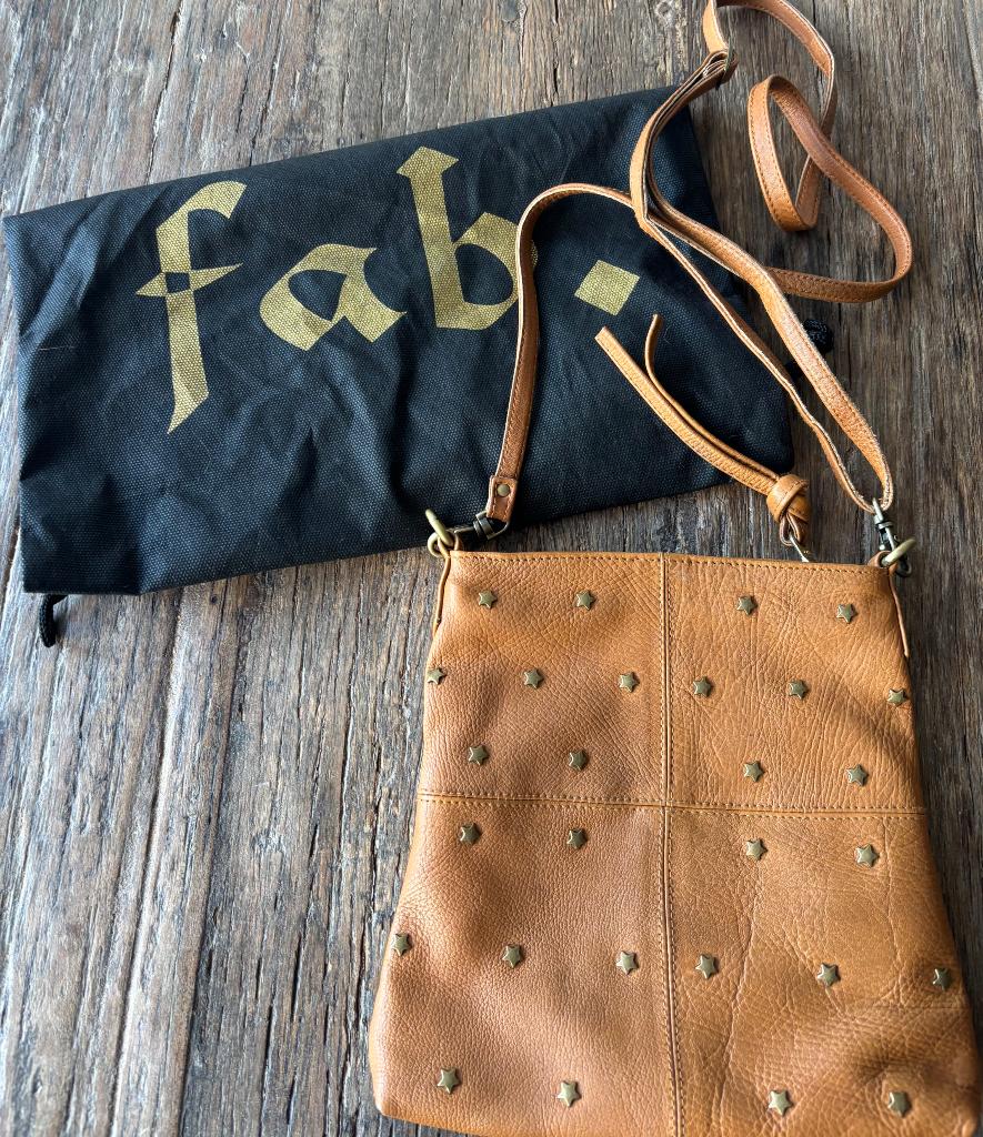 Fab tas bruin met goud, Ophalen, Zo goed als nieuw, Bruin, Schoudertasje