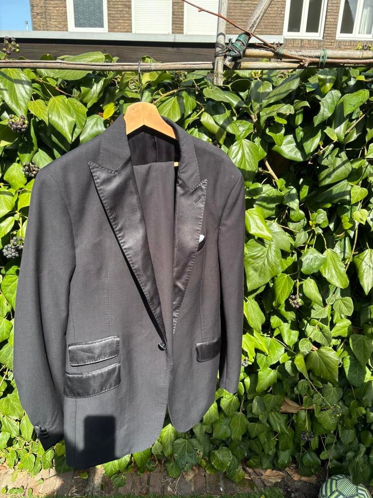 Smoking / Tuxedo maat 52, Ophalen of Verzenden, Zo goed als nieuw, Maat 52/54 (L), Zwart