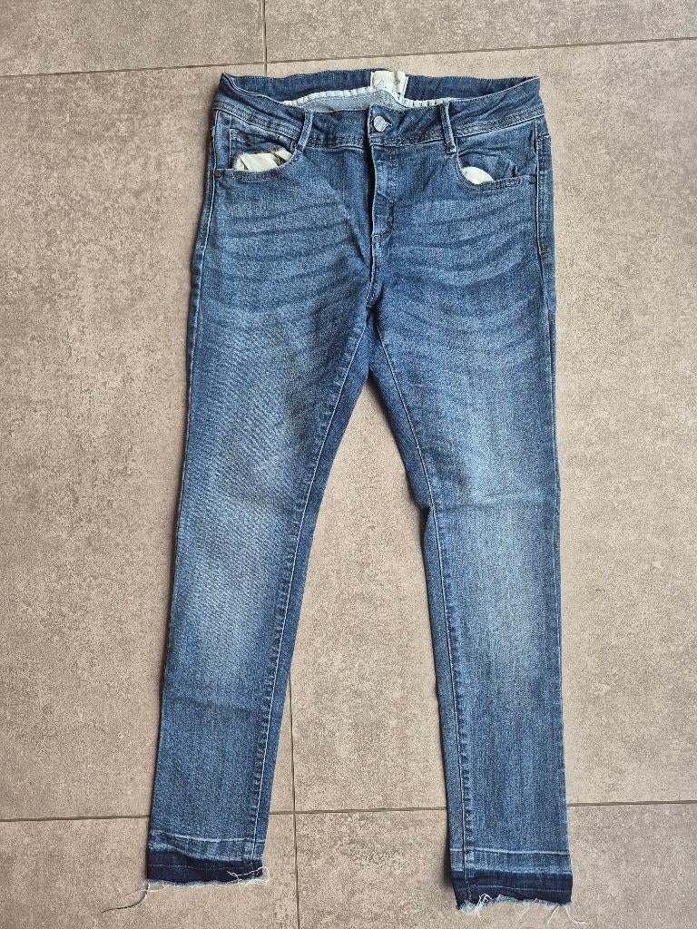 Dames spijkerbroek Cartoon maat 42, Blauw, Cartoon, Maat 42/44 (L), Ophalen of Verzenden