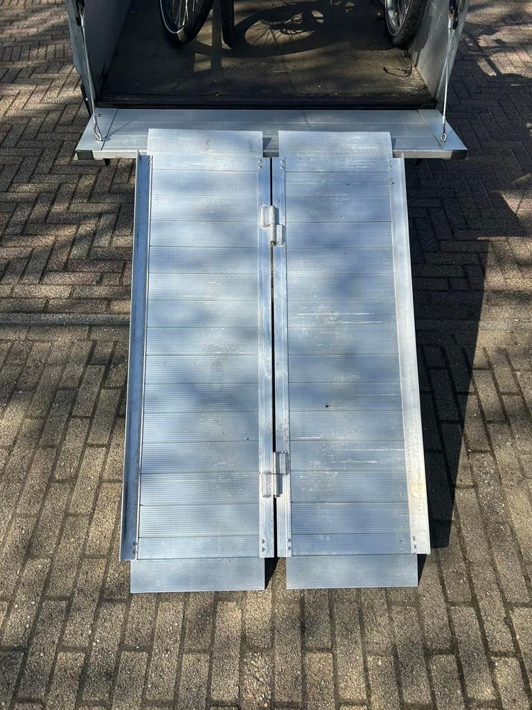 Inklapbare oprijplaat aluminium, Auto diversen, Ophalen, Zo goed als nieuw