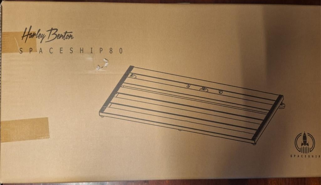 Harley Benton SpaceShip 80 pedalboard, Ophalen of Verzenden, Zo goed als nieuw