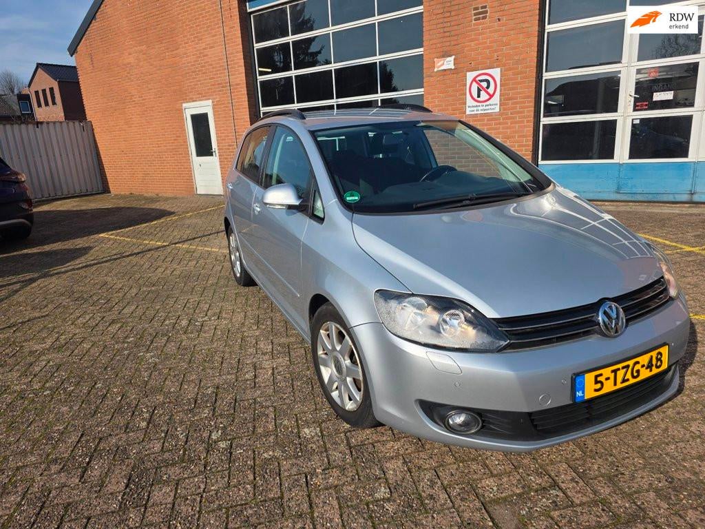 Volkswagen Golf Plus 1.4 TSI Trendline AUTOMAAT NIEUWE APK, Auto's, Volkswagen, Euro 5, Gebruikt, Zwart, 122 pk