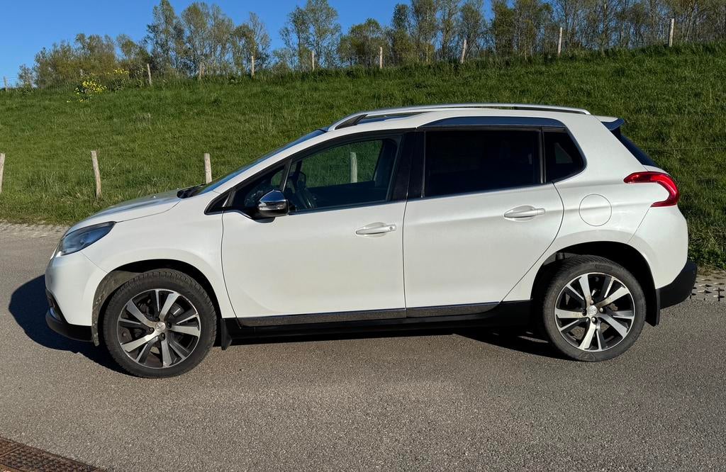 Peugeot 2008 1.6 VTI 88KW/120PK 2013 Wit, Auto's, Peugeot, Particulier, ABS, Airconditioning, Android Auto, Apple Carplay, Automatische klimaatregeling