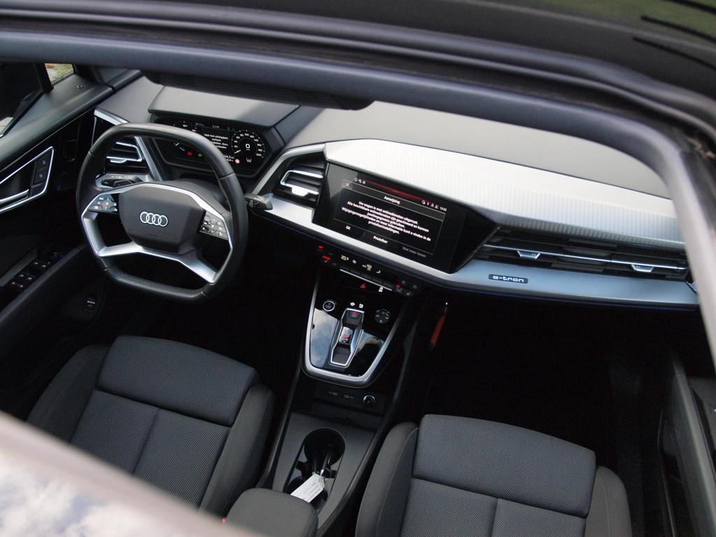 Audi Q4 e-tron 40 Launch edition Advanced Plus 77 kWh | SOH, Automaat, Gebruikt, Zwart, Blauw