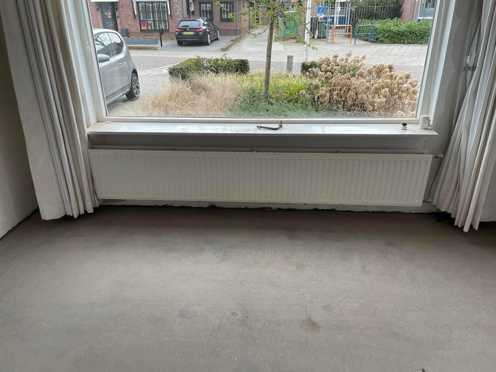 Radiator 240 x 40, Ophalen, 30 tot 80 cm, Gebruikt, Radiator