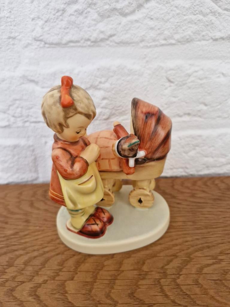 Hummel Goebel beeldje 67, Verzamelen, Beelden en Beeldjes, Ophalen of Verzenden, Zo goed als nieuw, Hummel