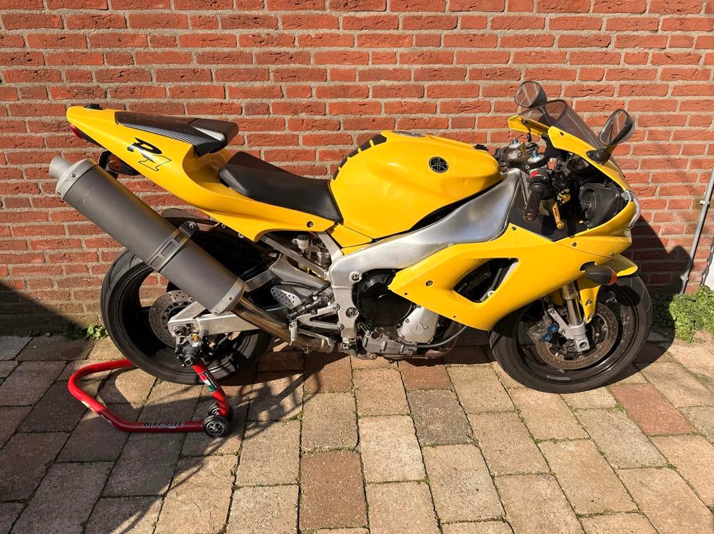 Yamaha R1 (RN04 - 2000), Motoren, 4 cilinders, Motorrijbewijs A, Super Sport, Particulier