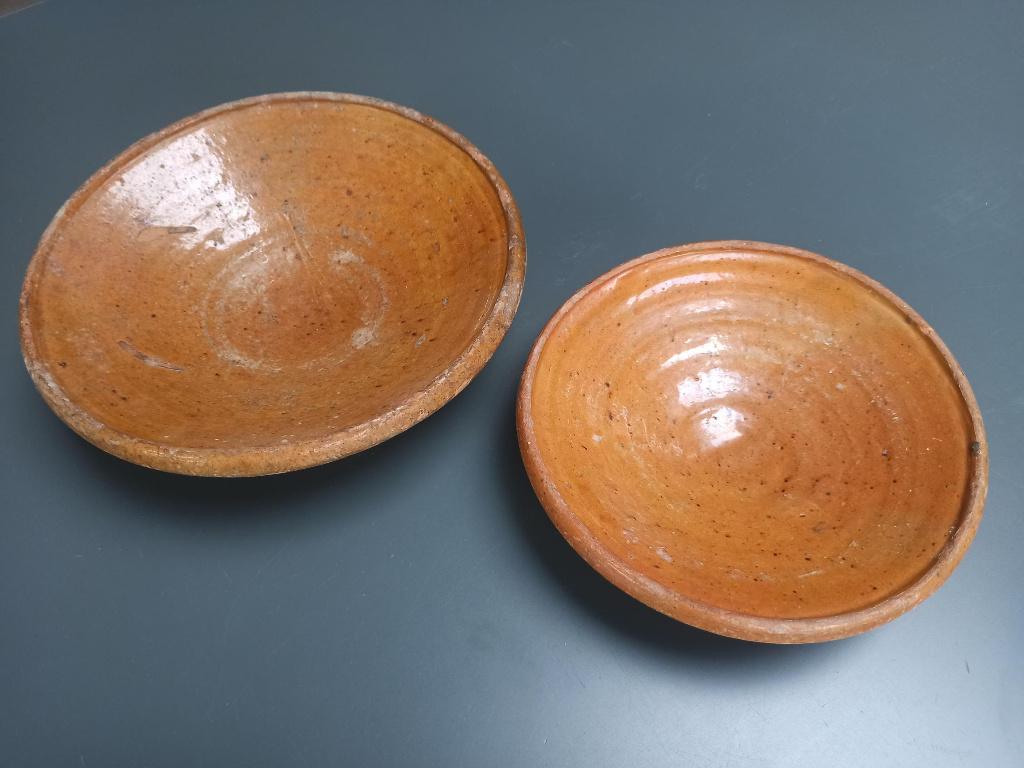 Oude, antieke, aardewerk schalen, Ophalen