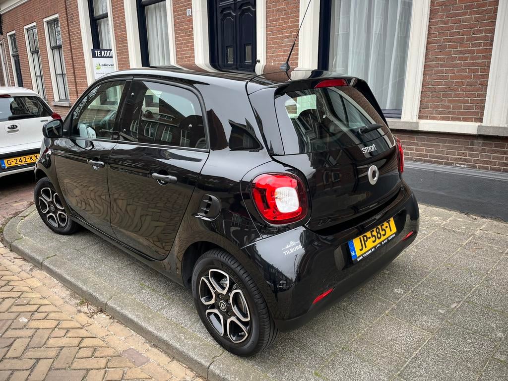 Smart ForFour 1.0 52KW AUT 2016 Zwart, Stof, 4 stoelen, Origineel Nederlands, 24 km/l