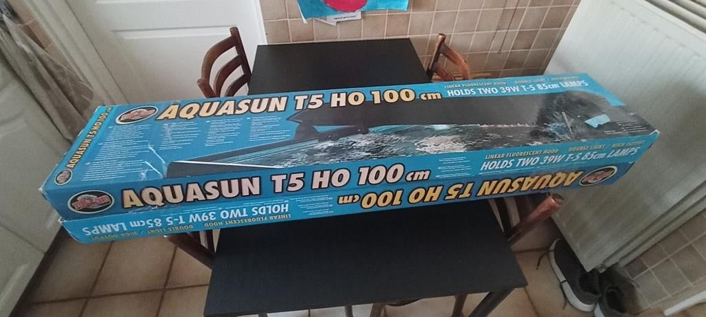 2 stuks aquarium verlichtings armatuur.  Per stuk 15€., Dieren en Toebehoren, Ophalen, Nieuw, Verlichting of Verwarming