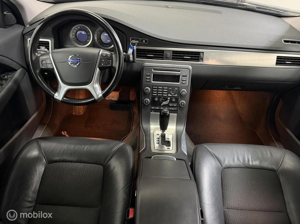 Volvo V70 2.5T Momentum AUTOMAAT, Gebruikt, Electronic Stability Program (ESP), 1568 kg, 5 cilinders