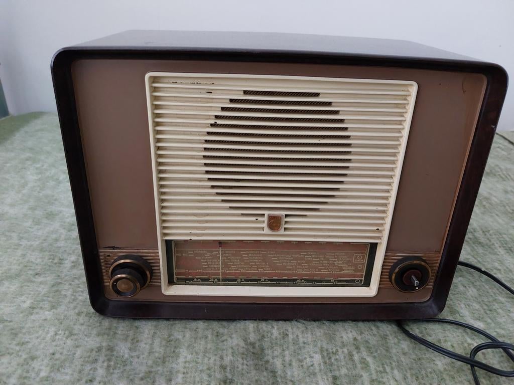 Antieke radio mist een knop, Ophalen of Verzenden