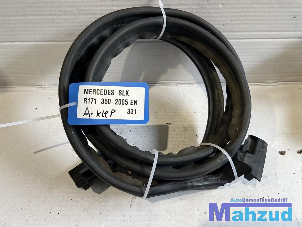 MERCEDES SLK R171 achterklep rubber 2005-2011, Gebruikt, Mercedes-Benz AG, Mercedes-Benz, Ophalen of Verzenden