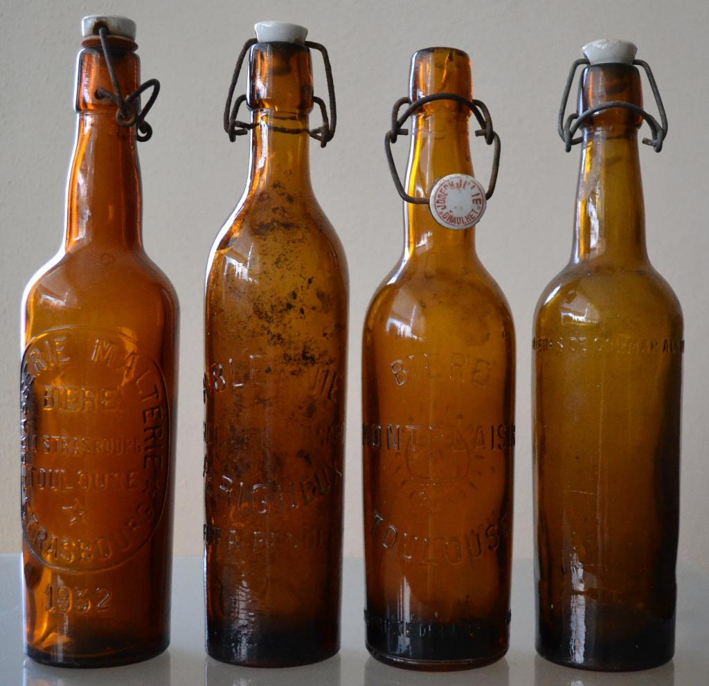 8 stuks oude franse bier beugelflessen bierfles d22, Ophalen