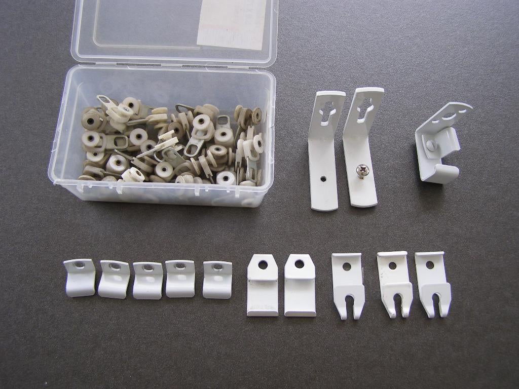 Diverse onderdelen tbv gordijnrails: lopers, beugels etc, Ophalen of Verzenden, Gebruikt, 50 tot 100 cm, Minder dan 100 cm