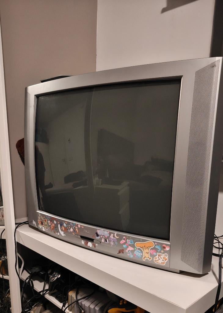 Akai CRT TV, 50 Hz, LCD, Zo goed als nieuw, 60 tot 80 cm