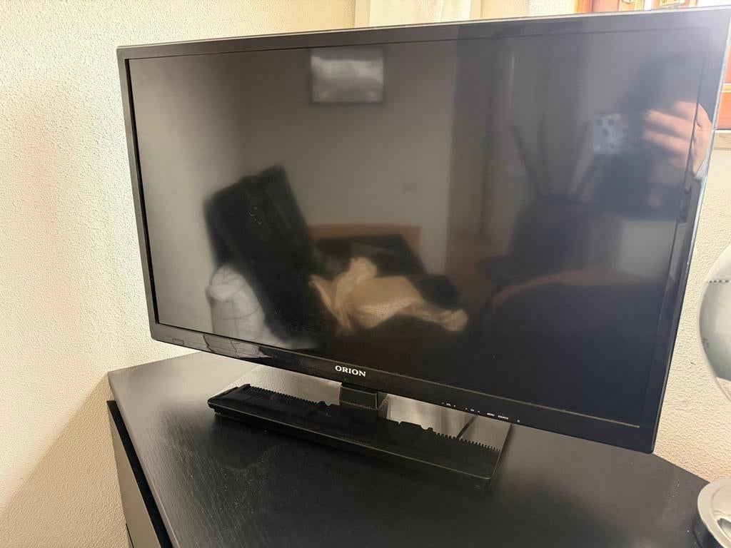 Kleine Orion TV - Perfect voor de kinderkamer, Gebruikt, 50 Hz, Minder dan 40 cm, Ophalen