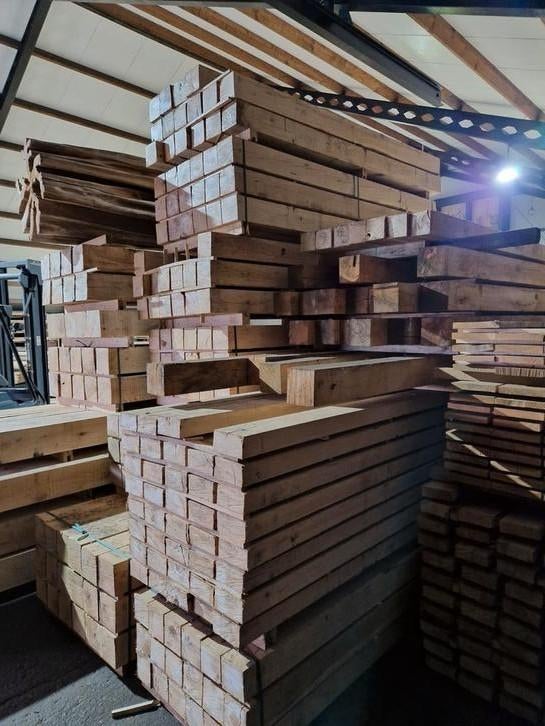 Eiken palen en balken, Doe-het-zelf en Verbouw, Hout en Planken, Nieuw, Eiken, Ophalen of Verzenden