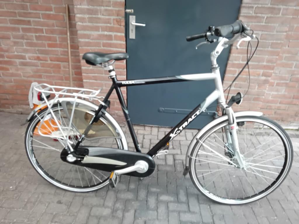 Herenfiets 28 inch 3 vernel.frame 60 cm. Zeer nette fiets 🚴, Fietsen en Brommers, Fietsen | Heren | Herenfietsen, Zo goed als nieuw