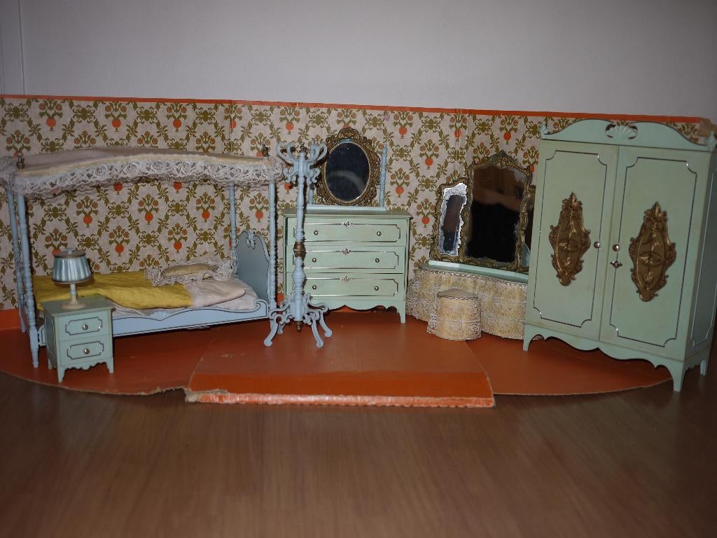 barbie slaapkamer milady Italie jaren 60 / 70, Antiek en Kunst, Ophalen