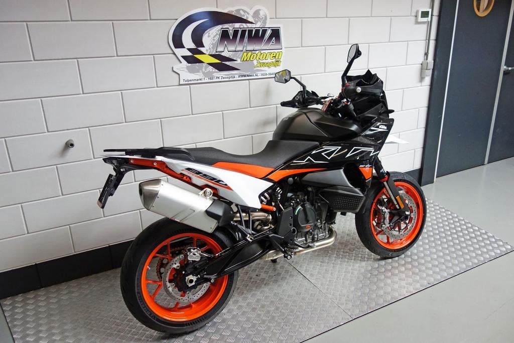 KTM 890 SMT - foto 3