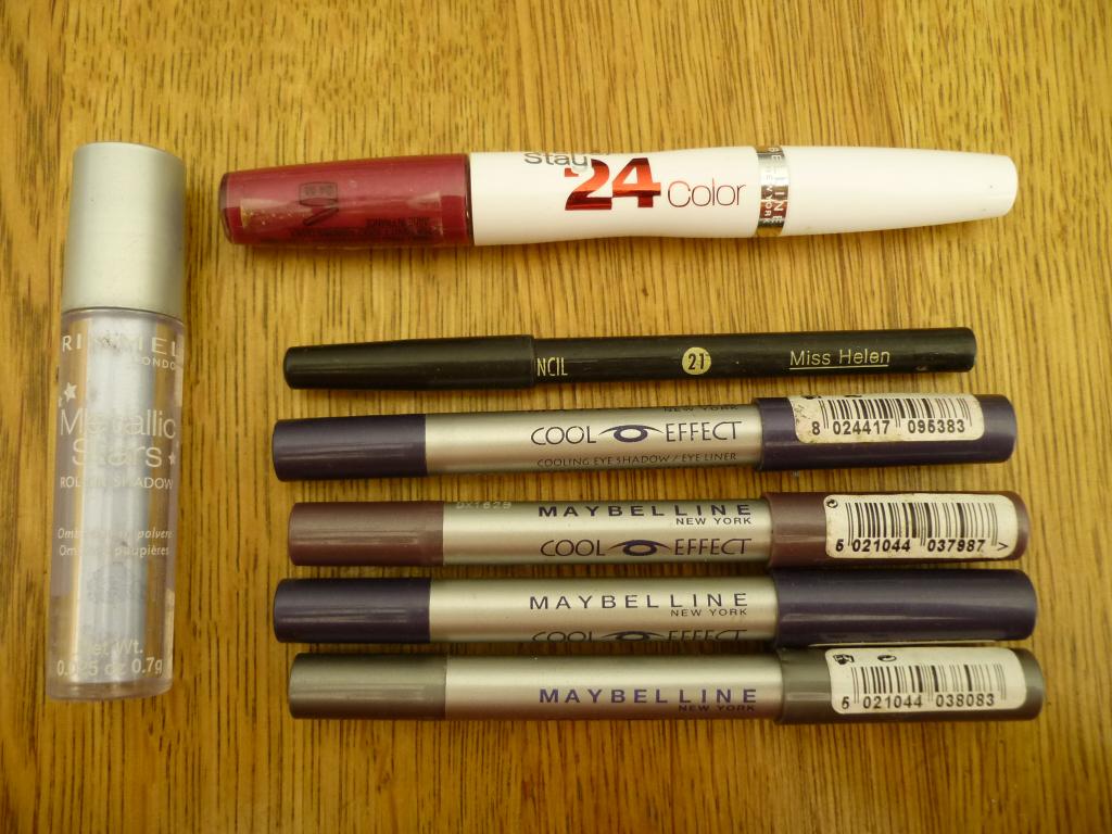 Maybelline Eyeliner Cool Effect, Sieraden, Tassen en Uiterlijk, Uiterlijk | Cosmetica en Make-up, Gebruikt, Ogen, Zwart, Ophalen of Verzenden