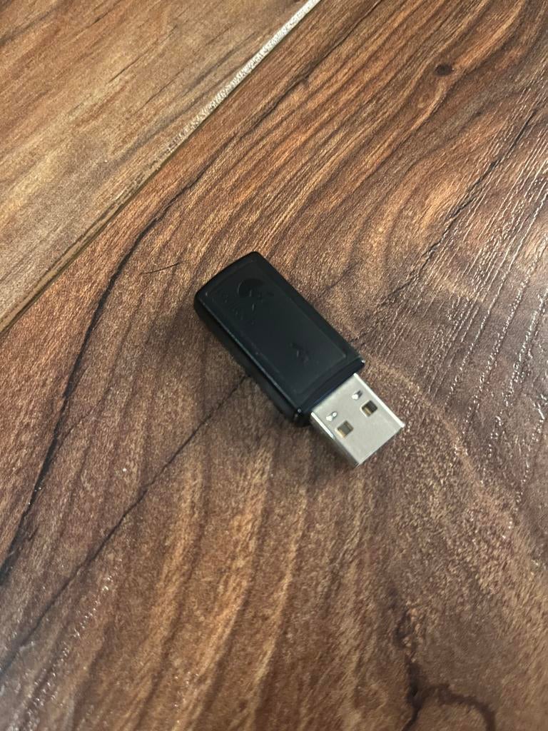 Logitech USB ontvanger dongle draadloze muis toetsenbord, Ophalen of Verzenden, Zo goed als nieuw