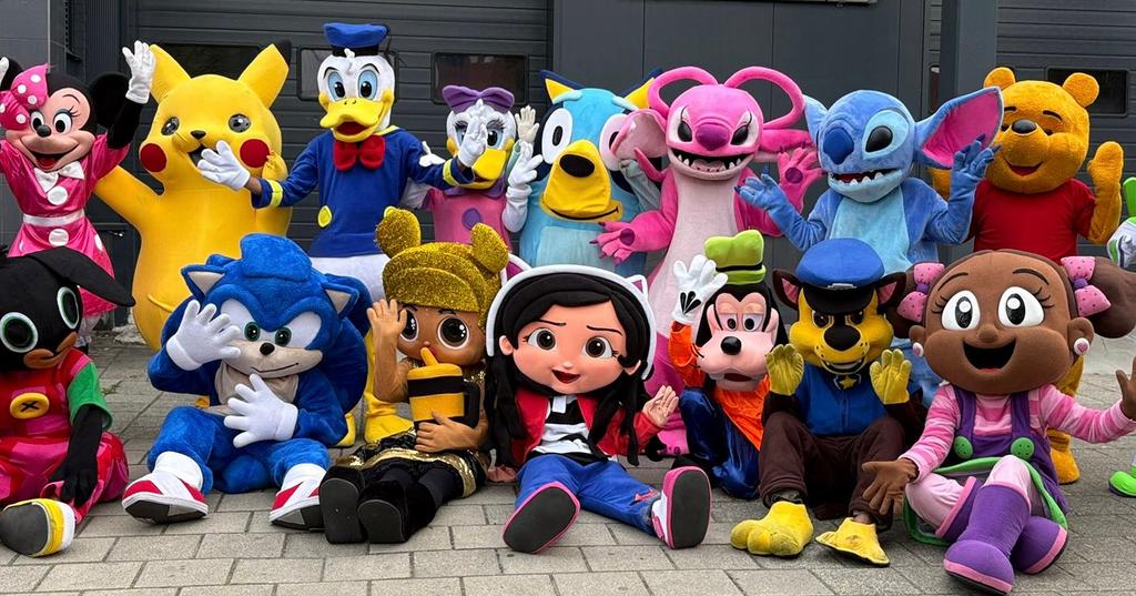 Elsa prinses inhuren, mascotte, Minnie mouse , schminkster, Diensten en Vakmensen, Kinderfeestjes en Entertainers, Clowns of Entertainers