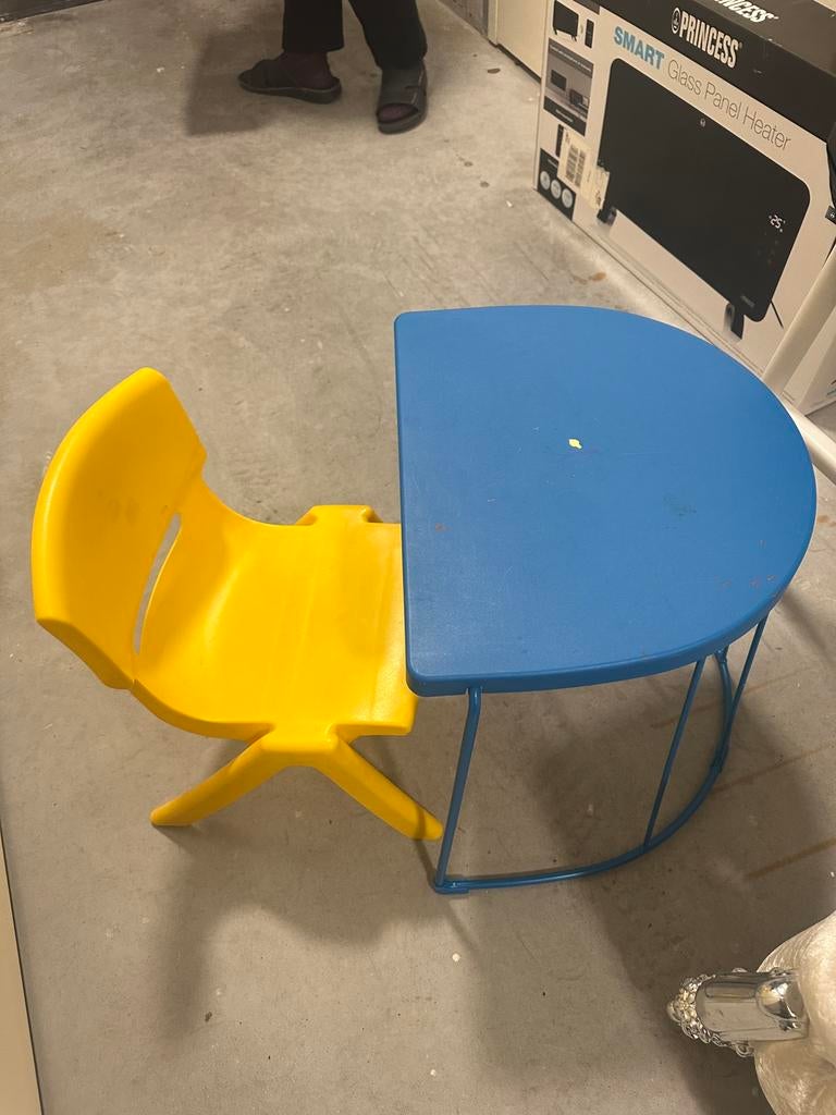 Kids chair and table, Ophalen, Gebruikt, Stoel(en)