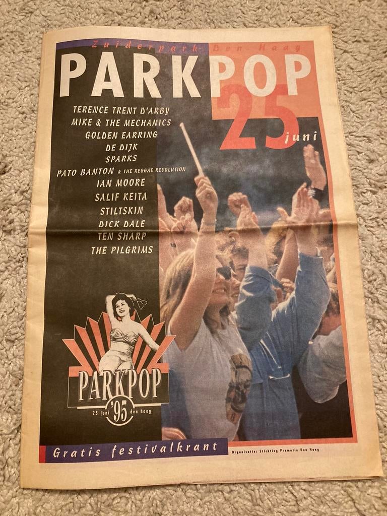 Parkpop krant 1995 DE DIJK Golden Earring STILTSKIN Pilgrims, Boeken, Tijdschriften en Kranten, Ophalen of Verzenden, Muziek, Film of Tv