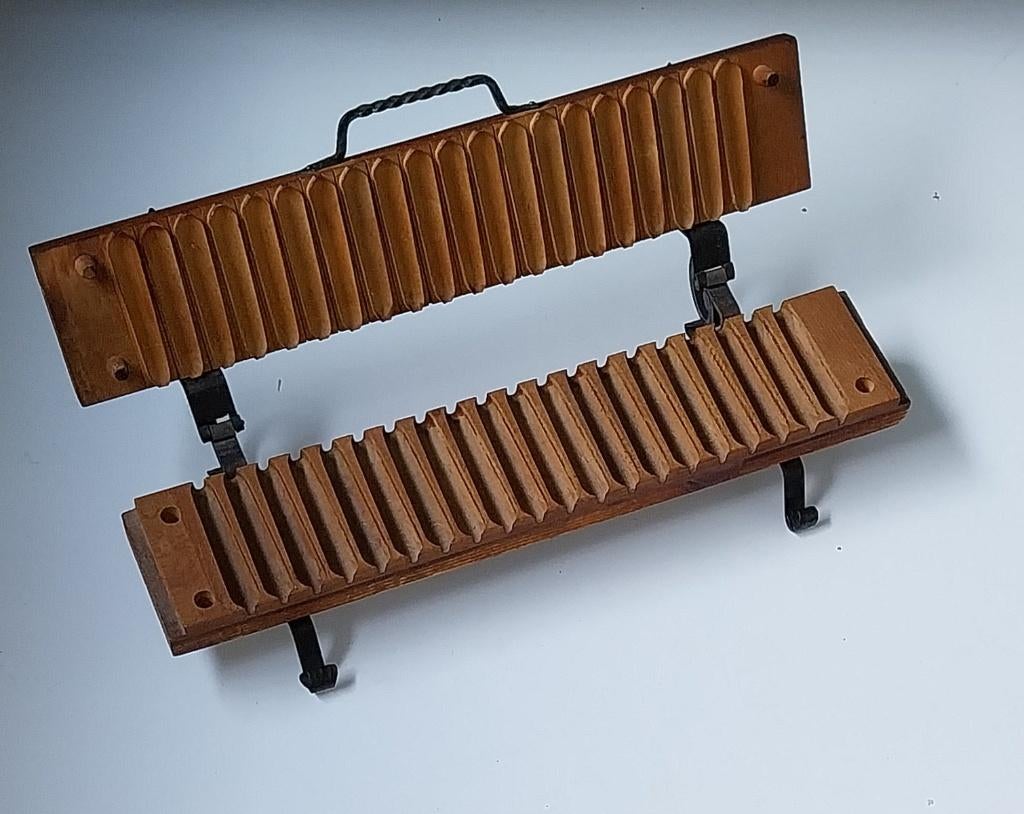 Antiek scharnierend sigarenpers-rek, jaren '30, Antiek en Kunst, Antiek | Gereedschap en Instrumenten, Ophalen of Verzenden