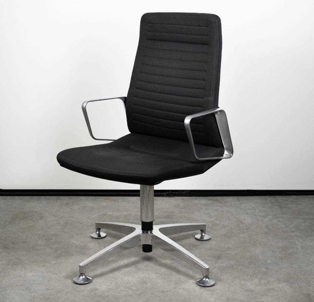 Interstuhl Vintage is5 1V Directie Vergaderstoel, Ophalen, Gebruikt, Zwart, Vijf, Zes of meer stoelen