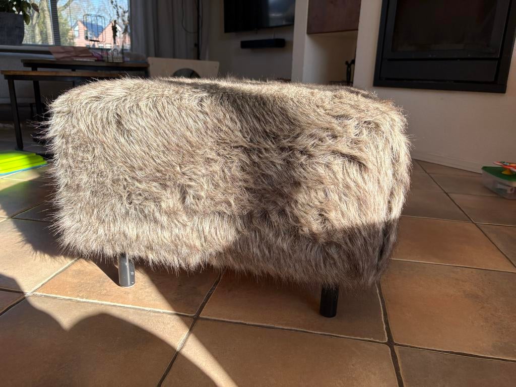 Vierkante poef van nep bont, Huis en Inrichting, Ophalen, Minder dan 50 cm, Gebruikt, Vierkant