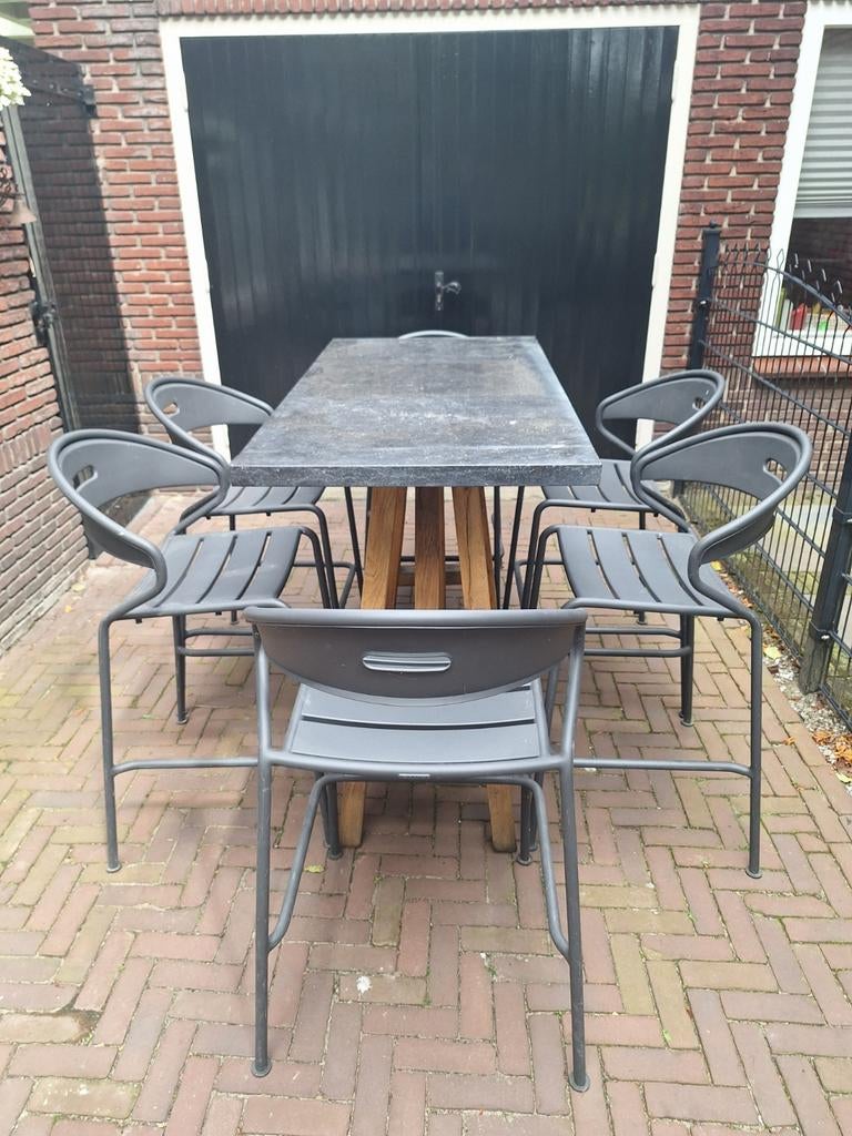 Statafel met barkrukken van Gloster., Huis en Inrichting, Barkrukken, Ophalen, 60 tot 90 cm