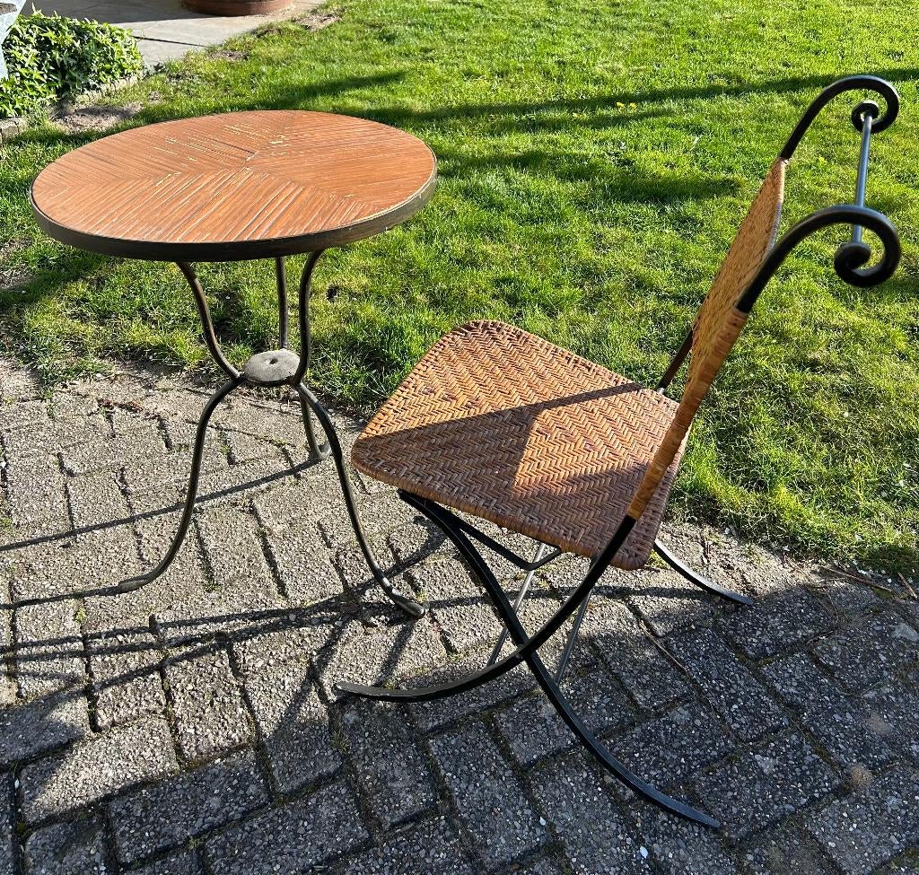 Ophalen in Gellicum! Bistro set: tafeltje + stoel, Ophalen, Gebruikt