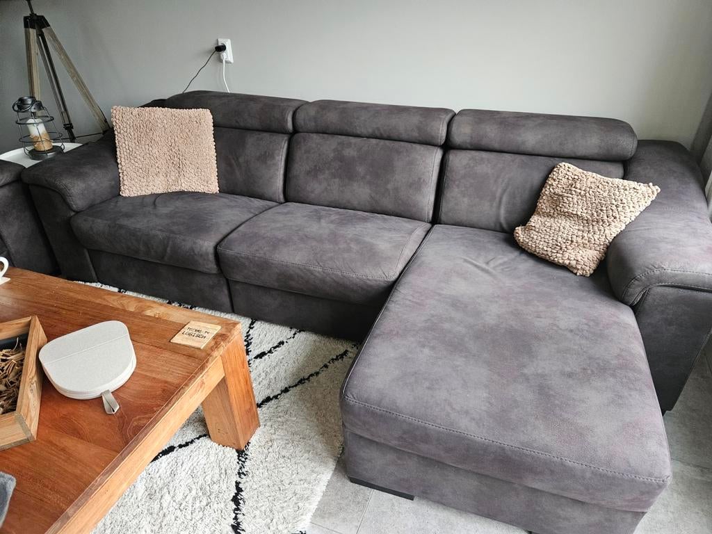 3 zitsbank met chaise longue en relaxfunctie. En 2 zitsbank, Ophalen, Gebruikt, Stof