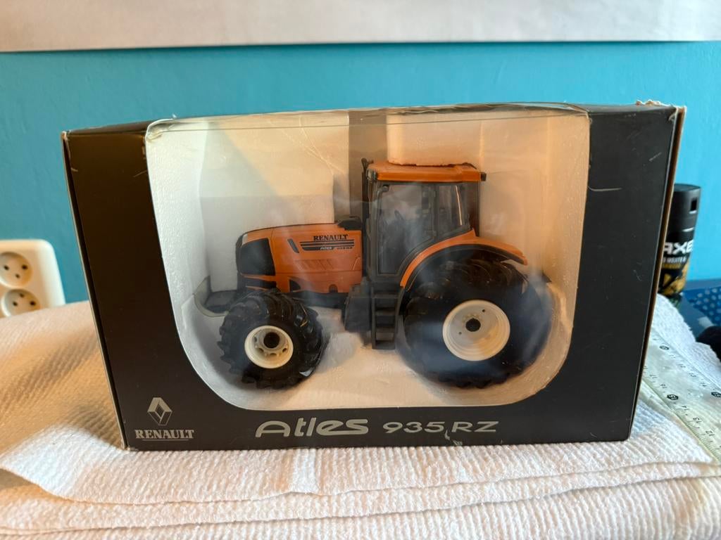 Renault Atles 935 RZ miniatuur 1:32, Overige merken, 1:32 tot 1:50, Overige typen, Ophalen of Verzenden