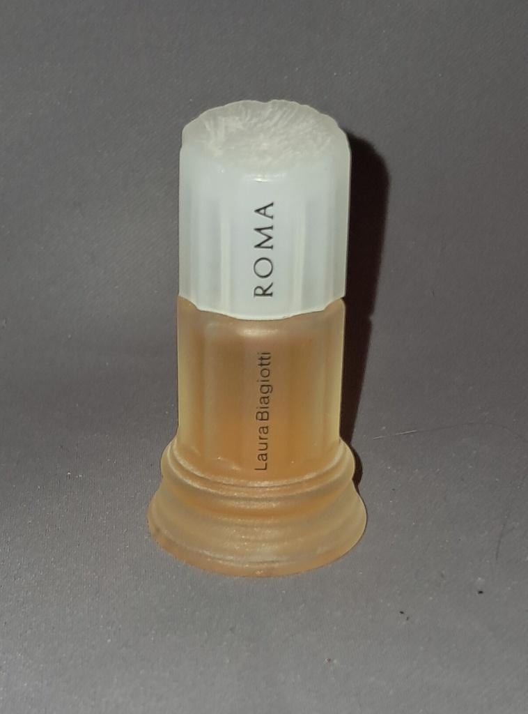 Parfum miniatuur Laura biagiotti Roma mat, Ophalen of Verzenden, Zo goed als nieuw, Miniatuur, Gevuld