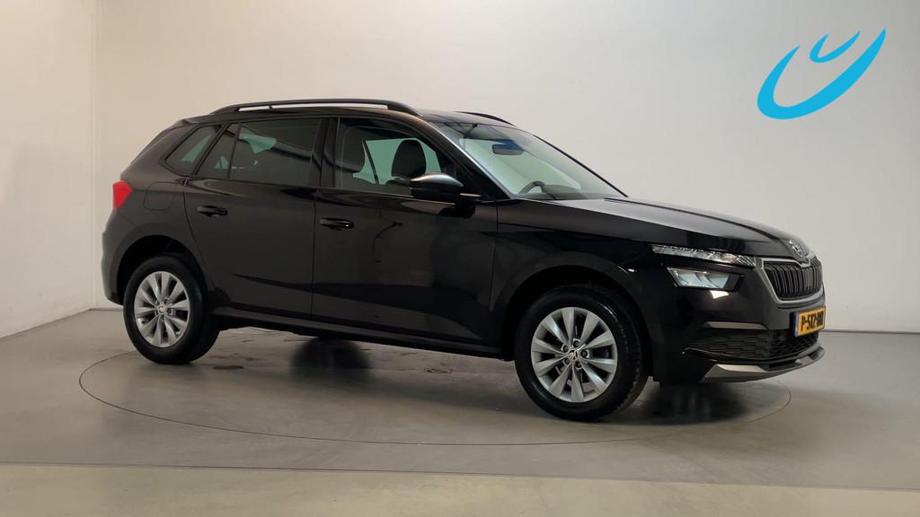 Skoda Kamiq 1.0 TSI 110pk Ambition Parkeersensoren Climate C, Stof, Gebruikt, Met garantie (alle), 620 kg