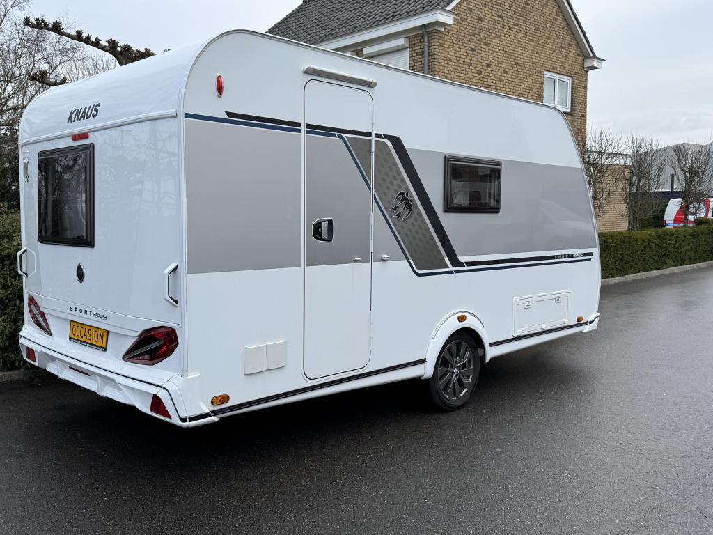 Knaus Sport E-Power Selection 420QD Mover,airco/verw.gasloos, Bedrijf, Treinzit, Schokbreker, 4 tot 5 meter