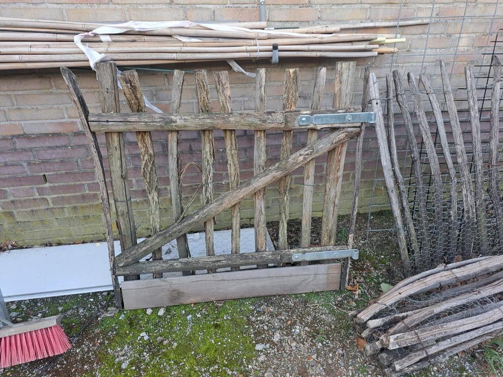 Rustiek houten tuinhekje met poort, Ophalen, Met poort, Gebruikt, Tuinhek