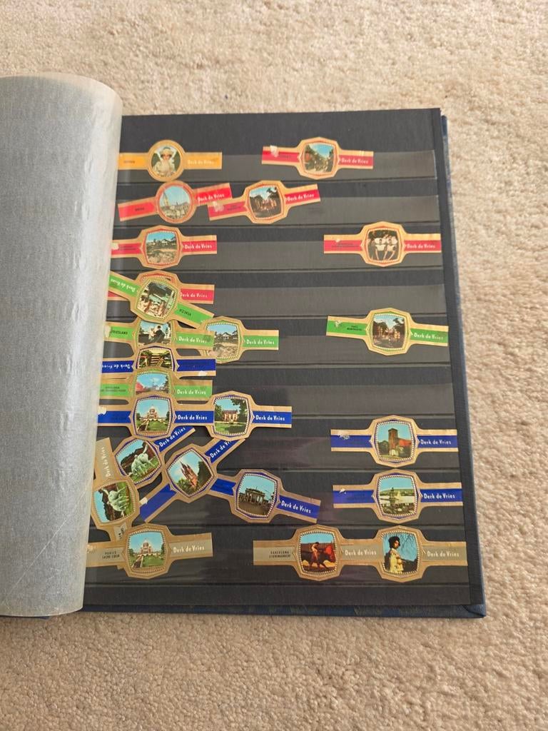 Sigaren bandjes, Ophalen of Verzenden, Gebruikt, Sigarenbandjes