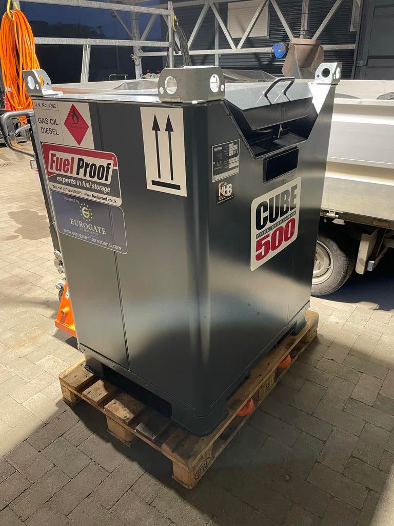 Dieseltank Cube 500 met hand- en elektrische pomp, incl. 500, Ophalen, Gebruikt