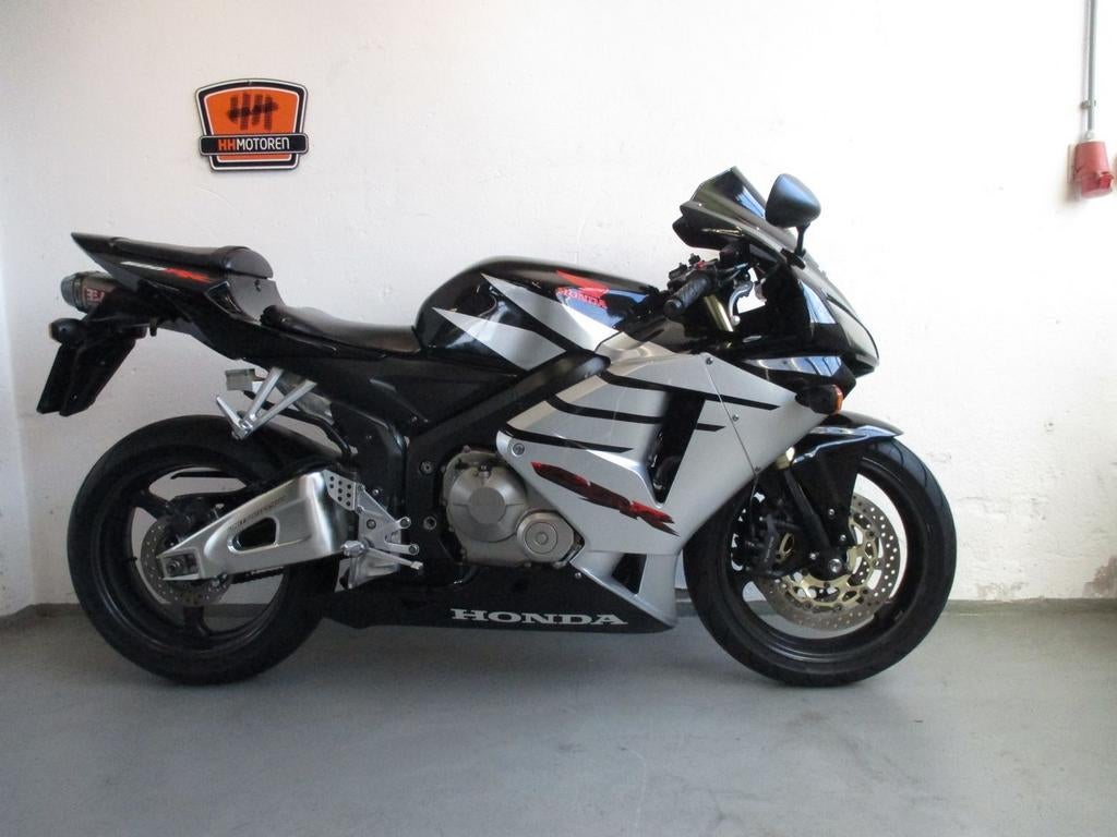 HONDA CBR 600 RR (bj 2006), HONDA, 4 cilinders, Motorrijbewijs A, Bedrijf