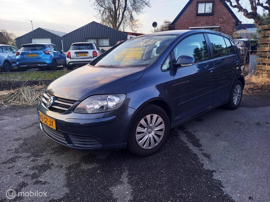 Volkswagen Golf Plus 1.6 FSI Turijn l Airco l Trekhaak-6Bak, Auto's, Volkswagen, Gebruikt, 4 cilinders, Blauw, 116 pk